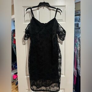 Guess Black Party/holiday Cold-Shoulder Lace V-Neck
